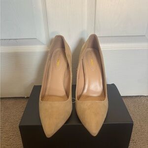 Fashion Nova Tan Pointed-Toe Heels